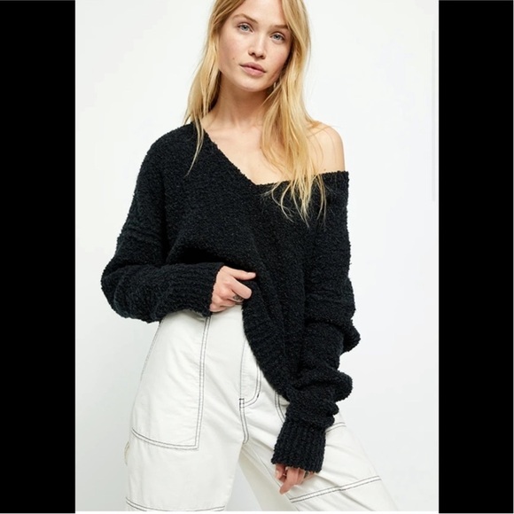 Free People Found My Friend V Neck Sweater Size Medium - Picture 1 of 9